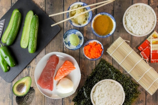 Kit - Sushi Kit with rolling mat